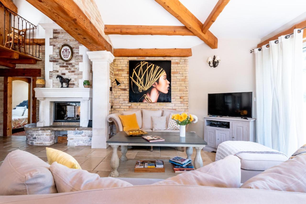 Villa Bacchus, Provence Les Angles  外观 照片